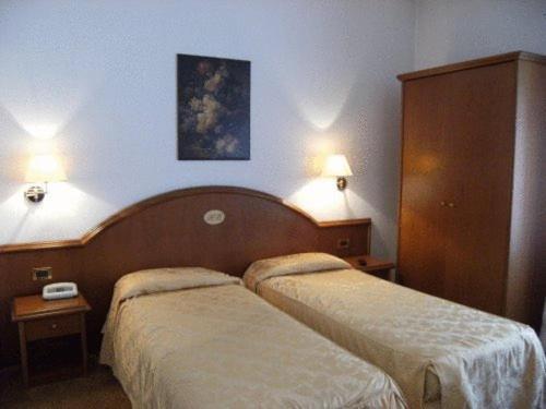 Hotel Europa Ούντινε Εξωτερικό φωτογραφία